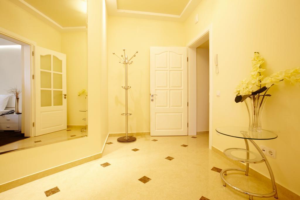 Ultra Central Park Apartments Chisinau Exterior photo